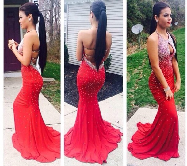 Prom Hairstyles for Halter Dresses